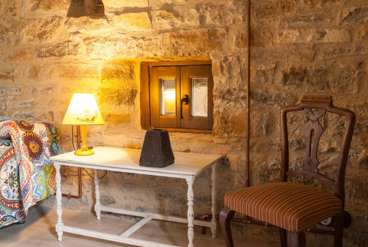 Casa Mur De Alujan Tierrantona Exteriér fotografie